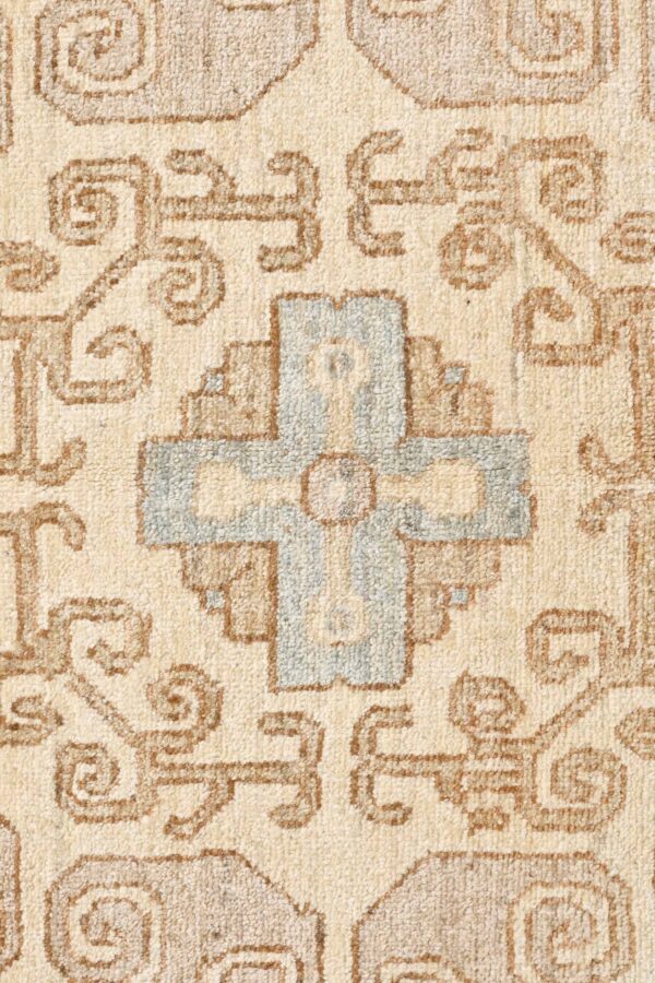 Chob Rang Mamluk 304cm x 208cm / 10ft x 6ft 10in - Image 2