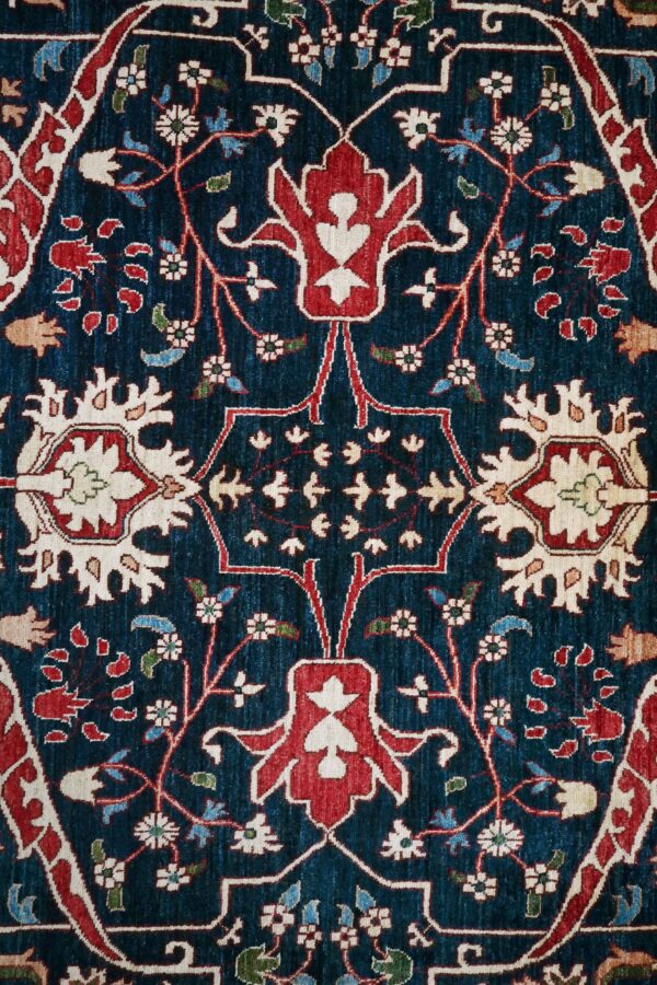 Chob Rang 364cm x 271cm / 12ft x 8ft 11in - Image 3