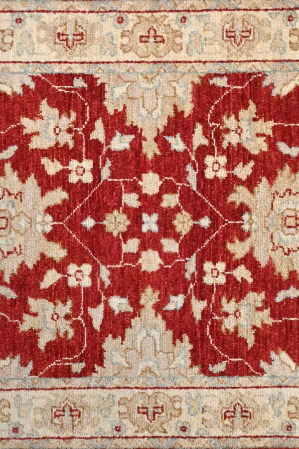Ziegler Runner 249cm x 77cm / 8ft 2in x 2ft 6in - Image 3