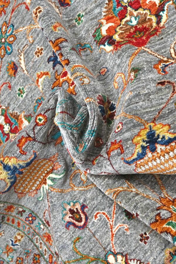 Sultani Rug 199cm x 149cm / 6ft 6in x 4ft 11in - Image 5