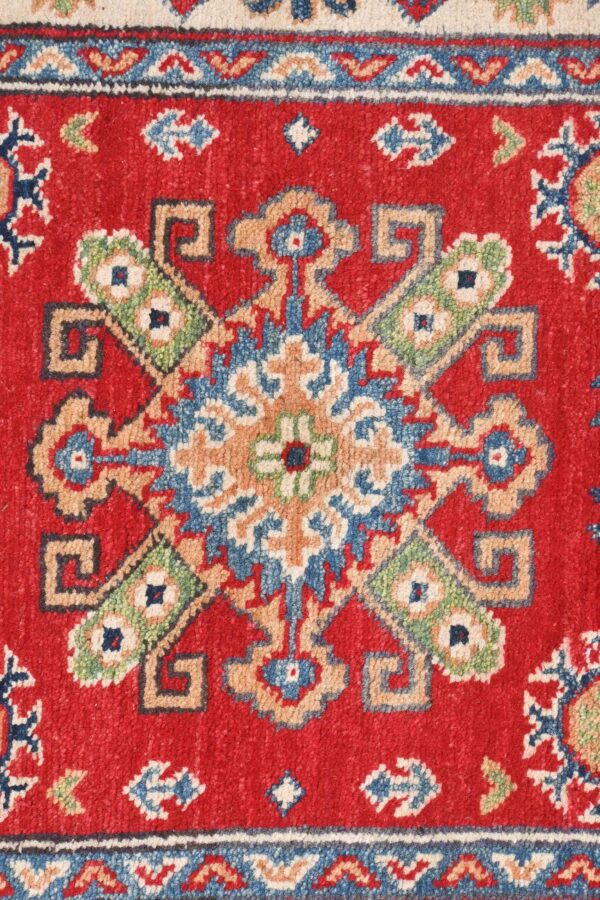 Village Kazak Long Runner 570cm x 86cm / 18ft 8in x 2ft 10in - Image 3